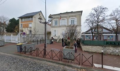 Dos Santos Sandra, Médecin Généraliste à Roissy-en-France