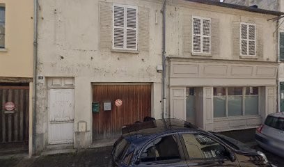 Latifa Hayani, Médecin Généraliste à Vétheuil