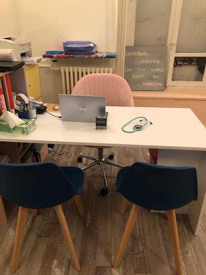 Dr Chloé HADDAD-HALIMI, Médecin Généraliste à Neuilly-sur-Seine