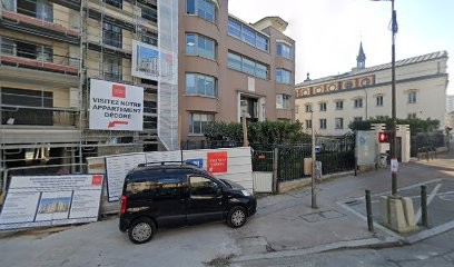 Central Planning And Family Education, Centre Médical à Suresnes