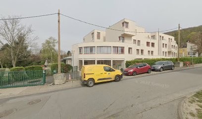 Nop Putheana, Médecin Généraliste à Vaux-sur-Seine