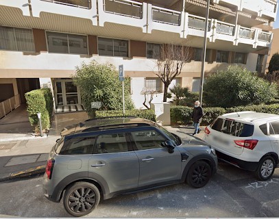 Dr Perrin Clara, Médecin Généraliste à Marseille 08