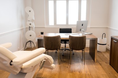 Dr Romain Ganem - Médecine Esthétique - Injections - LaseMD Ultra - Paris 16, Médecin Généraliste à Paris 16