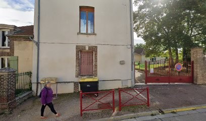 Consultation De Protection Maternelle Et Infantile, Médecin Généraliste à Estissac