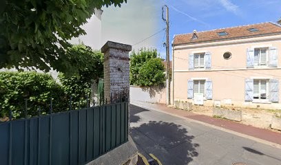 Gudin De Vallerin, Médecin Généraliste au Mesnil-le-Roi