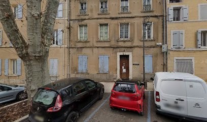Docteur Cornet Caroline, Médecin Généraliste à Trets