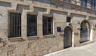 Ass Dep Amis Parents Personnes Hand Me, Centre Médical à Nevers