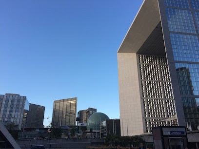 Cabinet Paramédical Du Faubourg De L'arche, Centre Médical à Courbevoie