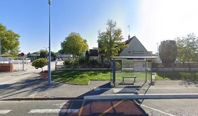 Mental Centre de santé Adult, Centre Médical à Fleury-les-Aubrais