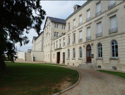 Institut Inter Régional Pour La Santé (IRSA), Centre Médical à Châteauroux