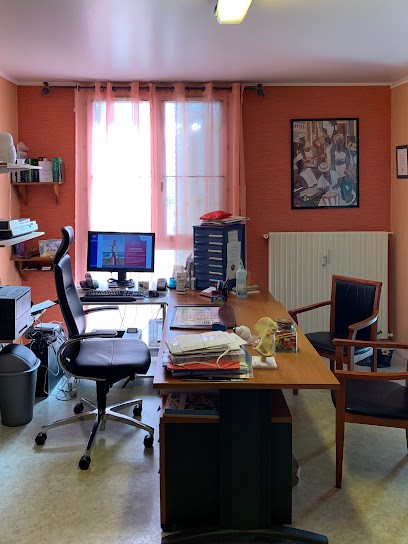 Cabinet Médical de La Halle Dr EMMANUEL Silvie, Médecin Généraliste à Songeons