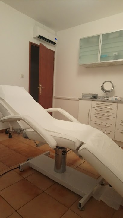 centre medico esthetique baldanaccia, Médecin Généraliste à Prunelli-di-Fiumorbo