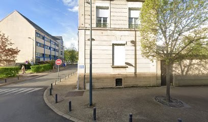 Agrapart Christian, Médecin Généraliste à Melun