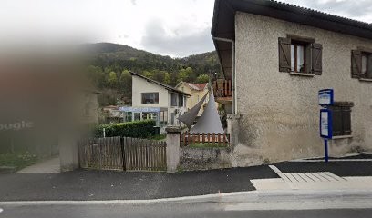 Stephaniefleur-apa, Centre Médical au Versoud
