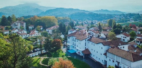 Annie Enia Centre médical, Centre Médical à Cambo-les-Bains