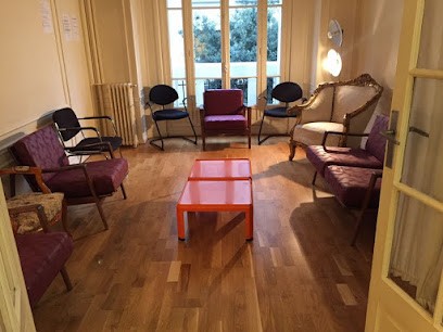 Dr Fatima Fall-Arcens - Généraliste, Médecin Généraliste à Paris 10