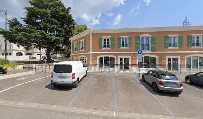 Dr MOUBARAK Carl, Médecin Généraliste à Roquefort-les-Pins