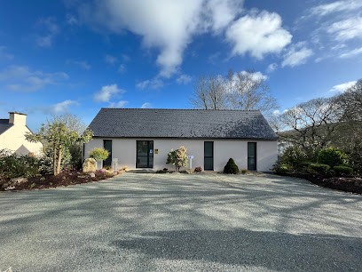 Doctor Thibault Puszkarek, Médecin Généraliste à Locronan
