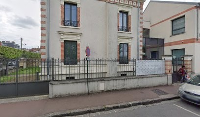 Dokteur SEMENIUC, Médecin Généraliste à Corbeil-Essonnes