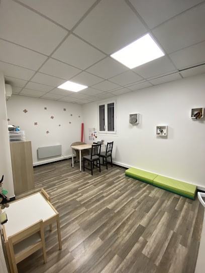 Camille LEBLANC - Psychomotricienne, Médecin Généraliste à Yerres