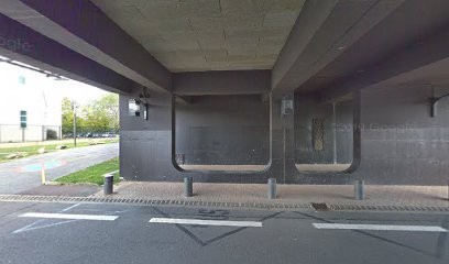 Hubert _ Laura, Médecin Généraliste à Val-de-Reuil