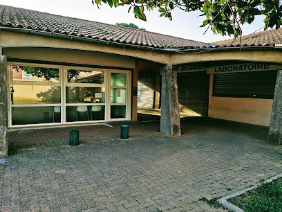 Centre médical de la Feniere. Dr VEDOVATI Stéphanie, Médecin Généraliste à La Roque-d'Anthéron