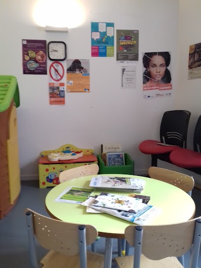 Unit D'action Sociale, Centre Médical à Tournus