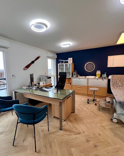 Dr Philippe YAECHE - Centre LUMINA - Médecine Esthétique Et Lasers Médicaux, Médecin Généraliste à Rouen