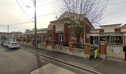 Centre De Santé Maternelle Et Infantile, Centre Médical à Beauchamp