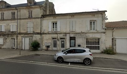Petit Brigitte, Médecin Généraliste à Dignac