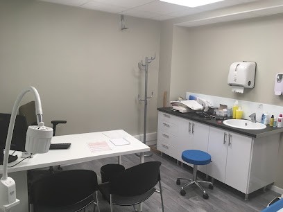 Medical Service Proximity - Henri Dunant, Centre Médical à Laval