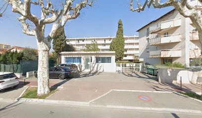 Centre Azuréen Cancérologie, Médecin Généraliste à Fréjus