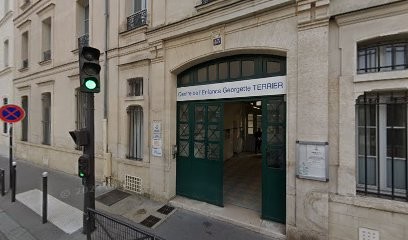 Centre De L'Enfance Georgette Terrier Et Centre De Vaccinations Picpus, Centre Médical à Paris 12