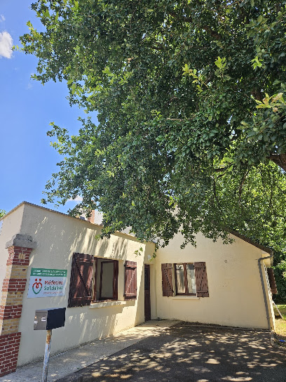 Centre De Santé Médecins Solidaires De Bû, Médecin Généraliste à Bû