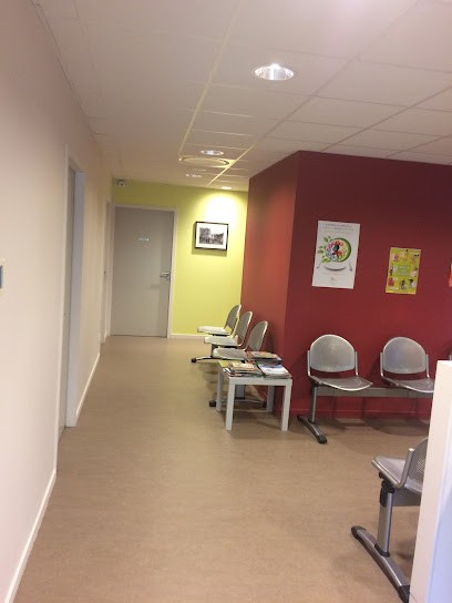 Docteur Etienne SCHAERER MARENNES SANTE, Médecin Généraliste à Marennes