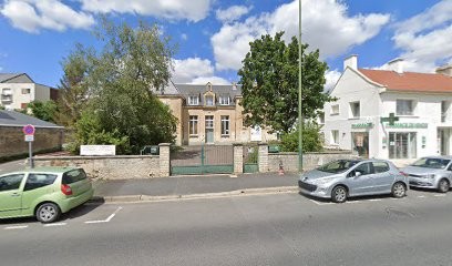 Dr Ioana Canoville, Médecin Généraliste à Caen