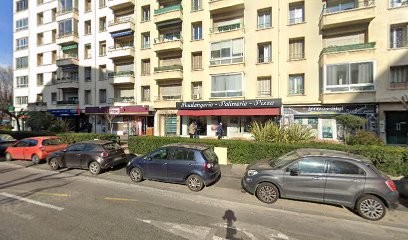 Clinique Dentaire, Médecin Généraliste à Marseille 09