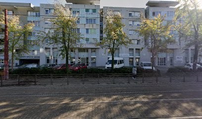 Centre De Santé Rénale Mounier (CSRM AGDUC), Médecin Généraliste à Grenoble