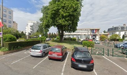 Le Plus Puissant Maitre Marabout Voyant Médium D'Afrique Bognon Dindinfoun, Médecin Généraliste à Franconville