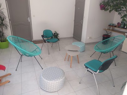 Mélinda Taguelmimt Psychomotricienne, Centre Médical à Châteauneuf-les-Martigues