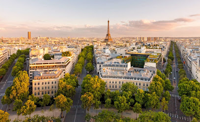 Docteur Pierunek Tom - Laser Dermatologique Et Esthétique - Médecine Intime Pour L'homme Et La Femme Médecin Généraliste à Paris 06
