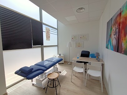 Mme Gálvez Debora. Masseur kinésithérapeute. Kine-dom, Médecin Généraliste à Castelnau-le-Lez
