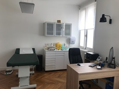 Dr Claire LESENECHAL, Médecin Généraliste à Neuilly-sur-Seine