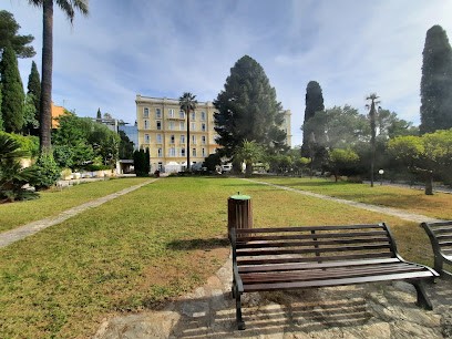 Centre Médical Chateaubriand, Centre Médical à Hyères