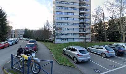 Farez Louiza, Médecin Généraliste à Sainte-Foy-lès-Lyon