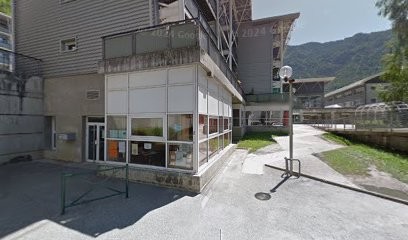 Multipurpose Center D'action Sociale, Centre Médical à Moûtiers